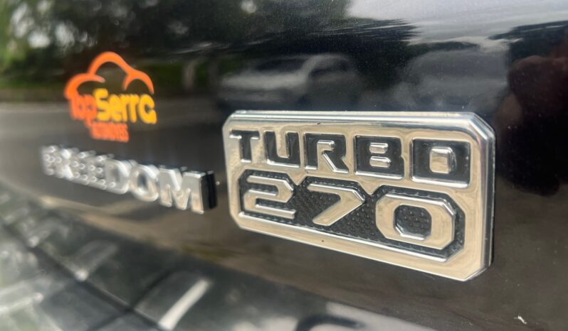 Toro Freedom 1.3 T270 2022 cheio