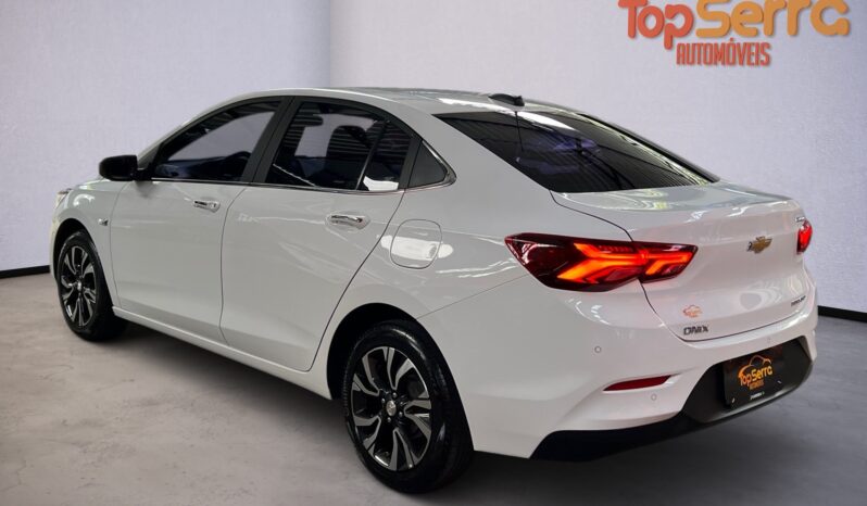 Onix Plus Premier II 2023 cheio