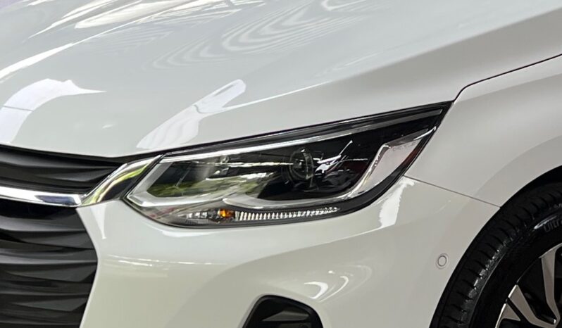 Onix Plus Premier II 2023 cheio