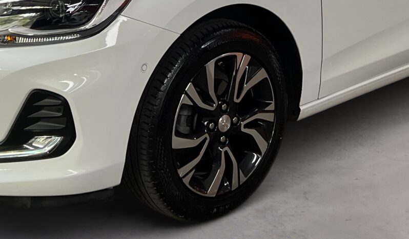 Onix Plus Premier II 2023 cheio