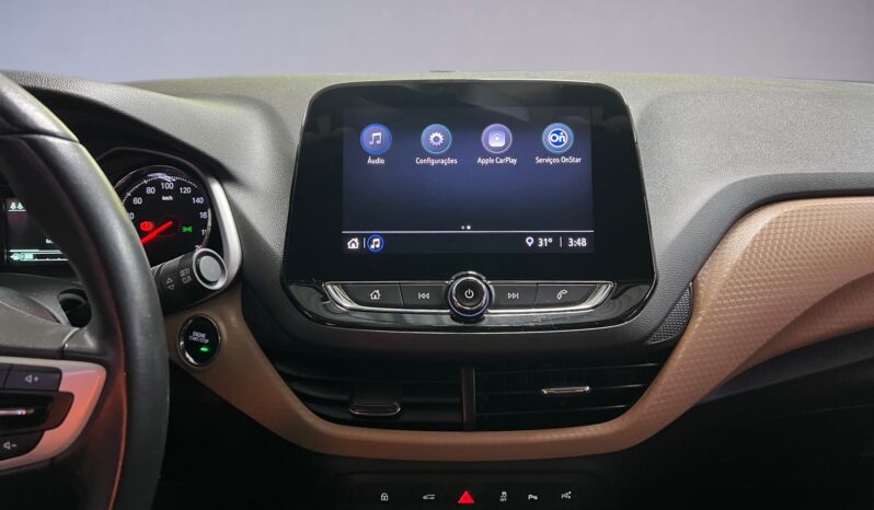 Onix Plus Premier II 2023 cheio