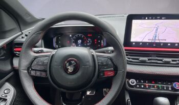 Fastback Abarth 2025 cheio