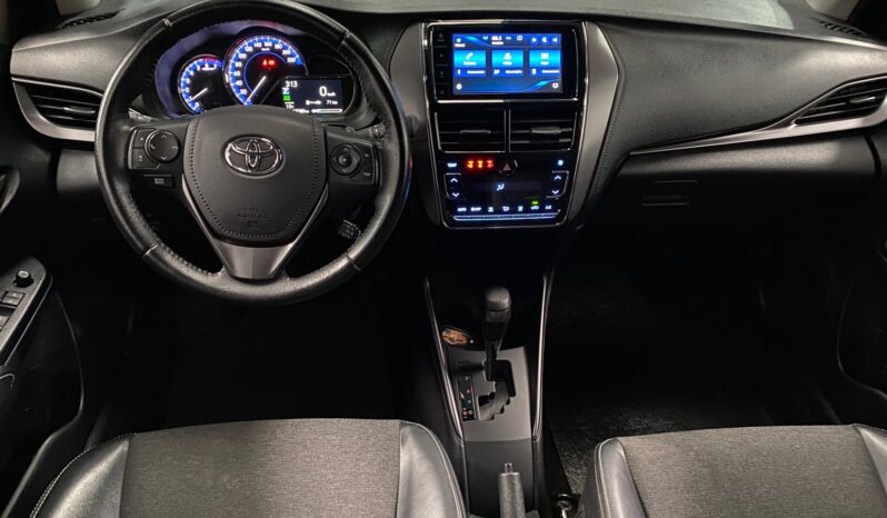 Yaris Sedan Xs 2024 cheio
