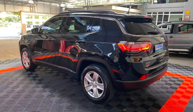 Compass Sport cheio