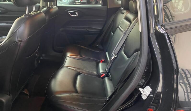 Compass Sport cheio